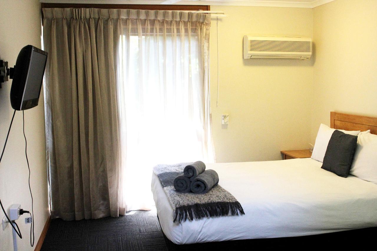 Henry'S Quirindi Hotel Exterior foto